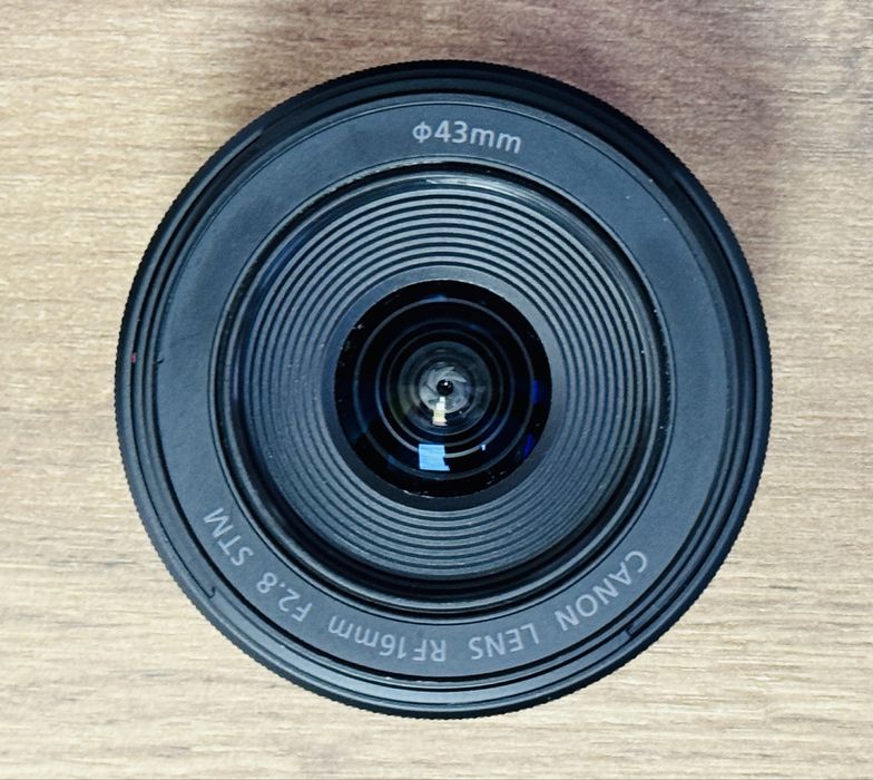 Canon Lens RF 16mm F2.8 STM