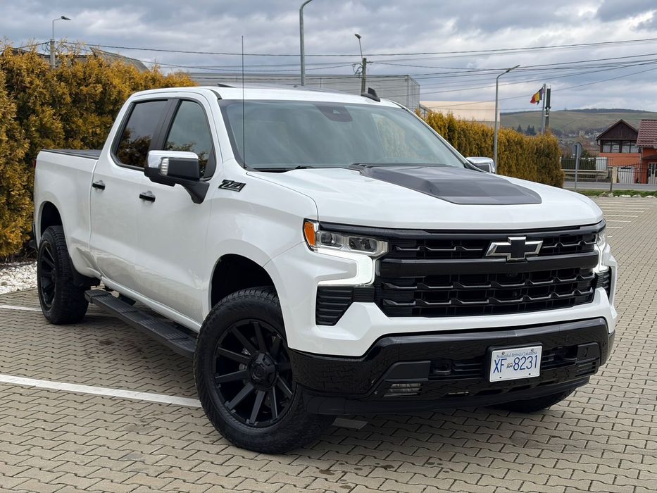 CHEVROLET Silverado 2023