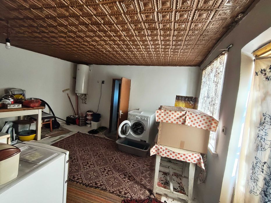 Двуетажна къща - Васил Левски