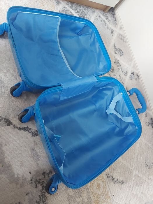 Чемодан детский.