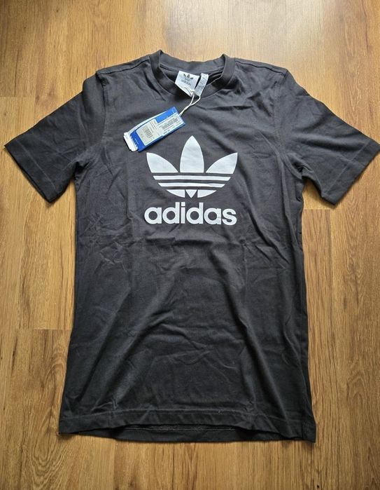 Guess, Versace, Emporio Armani, Tommy Hilfiger, Adidas бодита,тениски