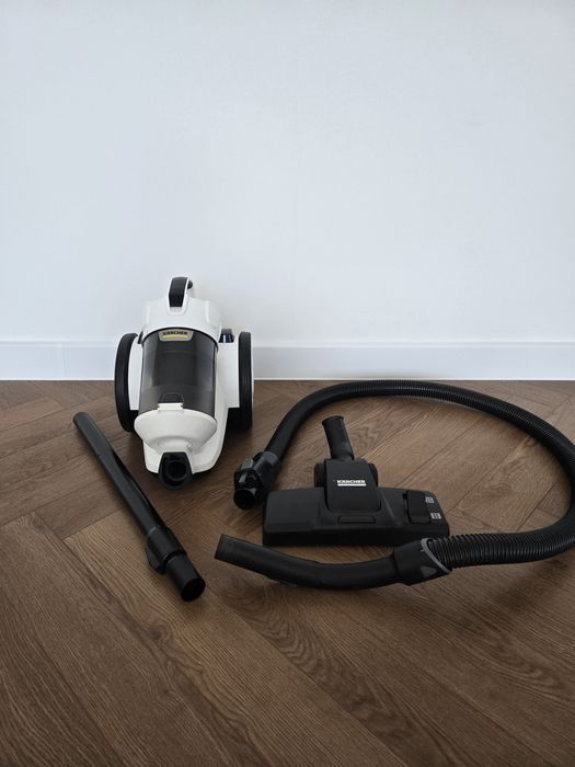 Продаётся пылесос Karcher