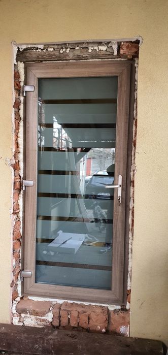 Termopane și Rulourii Exterioare