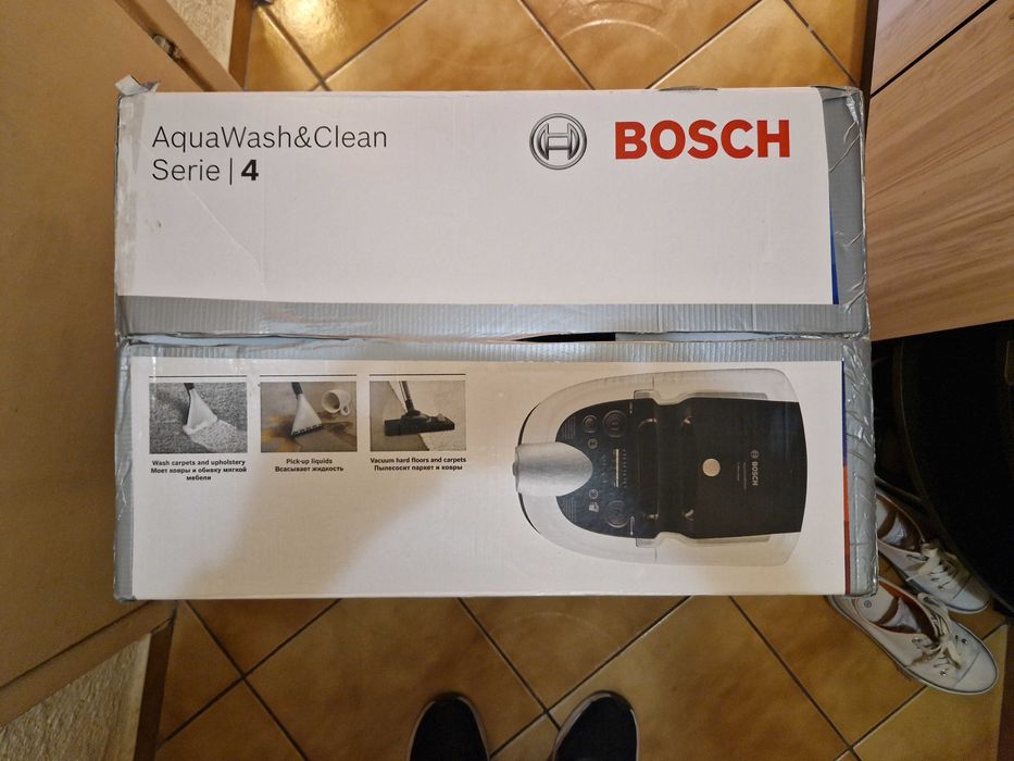 Перяща прахосмукачка Bosch BWD421 PRO - 2100 W