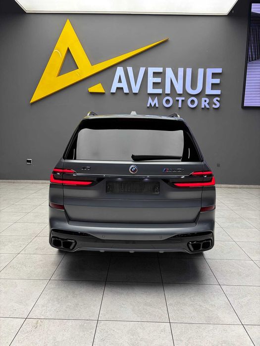 Продается BMW X7 M60i