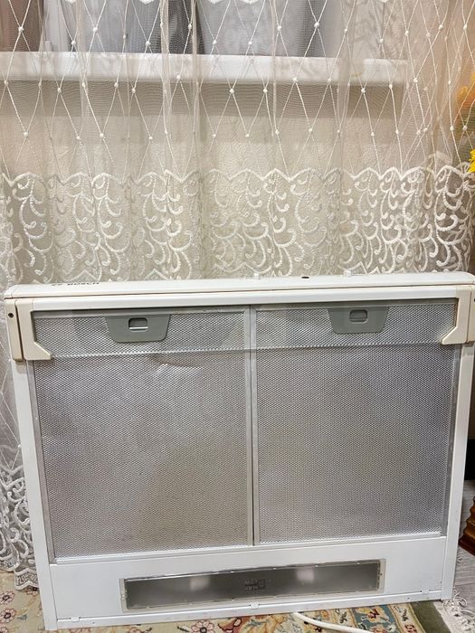 Продам вытяжку BOSCH