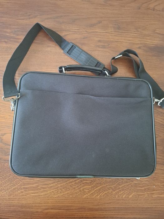 Geanta laptop Base XX
