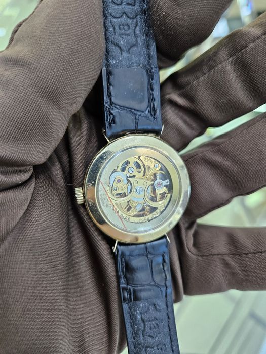 Новиночки 2024 года Женские модели с бриллиантиками на золото 585 проб