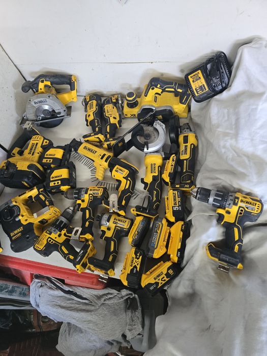 Vand scule dewalt 18V