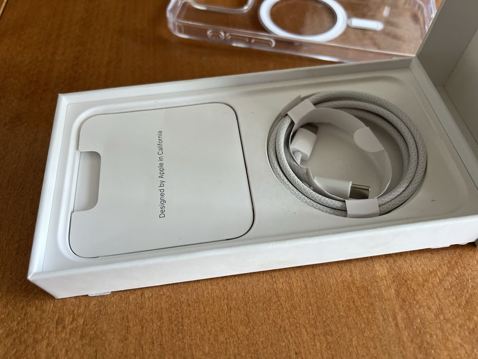 iPhone 15 Pro Max 256GB Black Titanium - пълен комплект