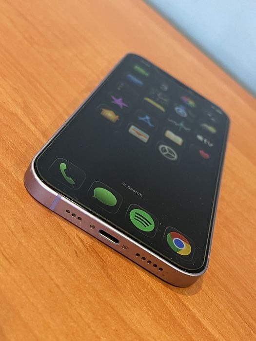 iPhone 12 – 64GB – Работи перфектно