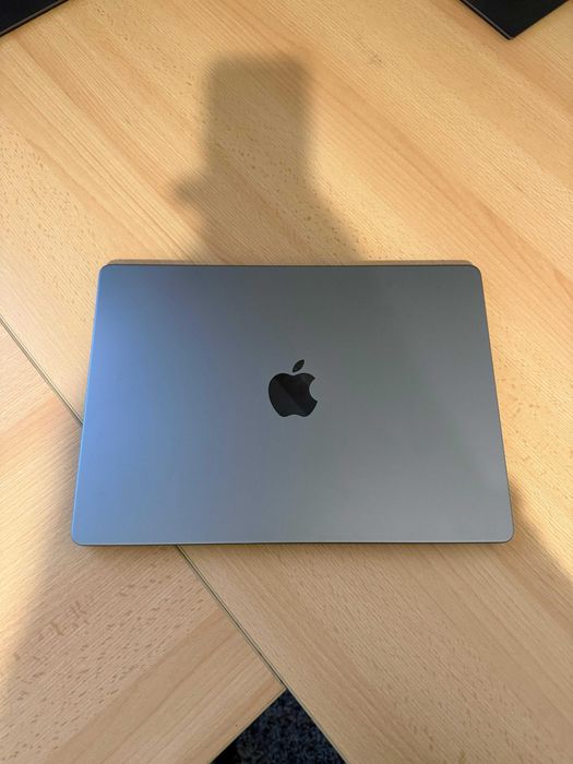 Macbook Pro M1 Pro 512GB, 16GB Ram, 2021