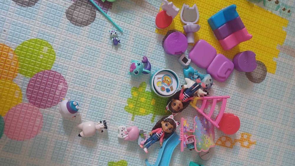 Gabby's Dollhouse