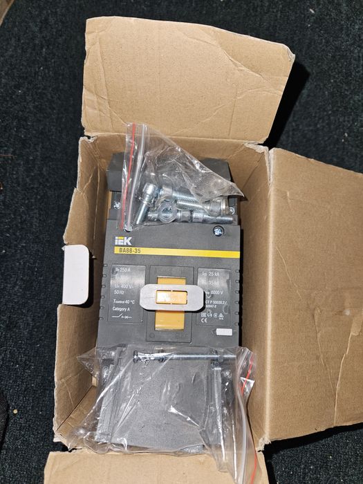 Продам выключатель автоматический.