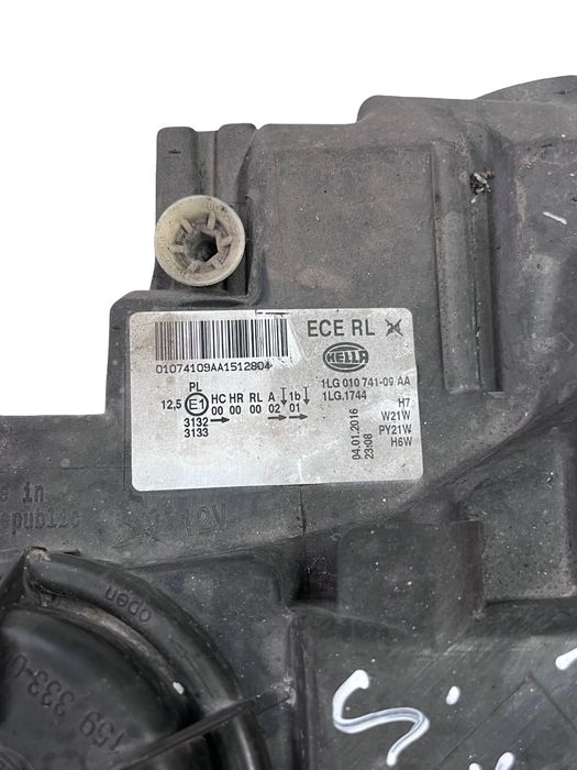 Far Stanga Fata Bmw 1 Ii ( Uk ) F20 2010 -> 1Lg010741-09