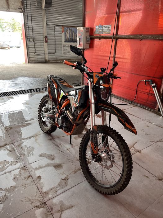 Zuumav K5 CB300..