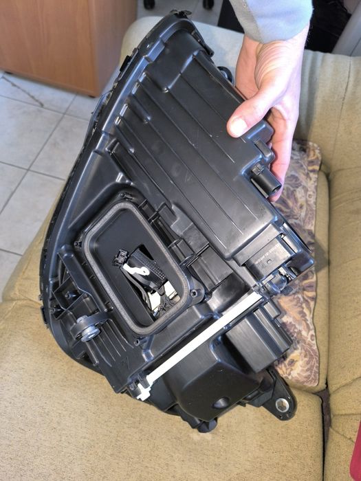 Фар за Мерцедес Е-класа w213 , халогени за lexus gx 2014-