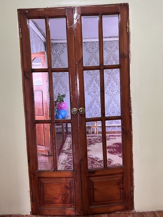 Б/у Продаются деревянные двери