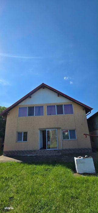 Casă 3 camere cu teren 6.400 mp, Rociu – 25 km de Pitești