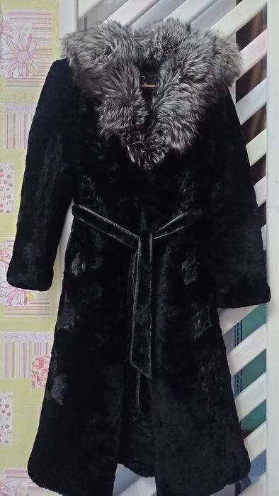 Шуба Мутон натуралка 44 размер