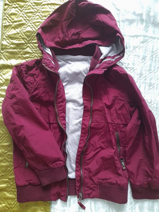 Ветровка, цвет бордовый