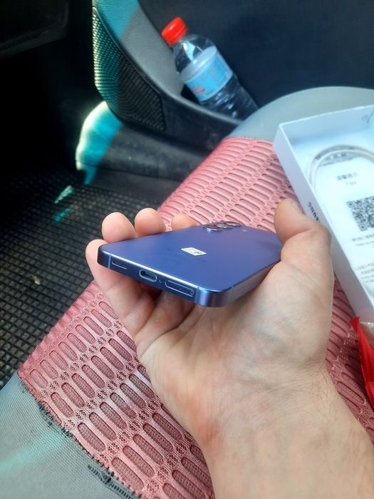 Samsung Galaxy s24 256Gb