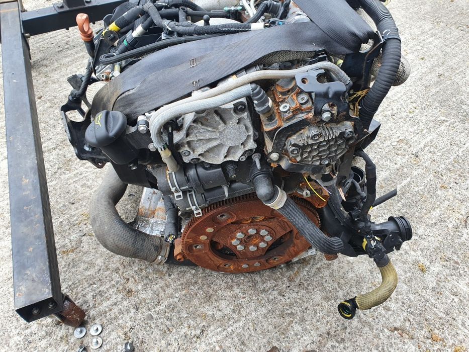 двигател 2.2хди hdi 204к.с. пежо 508 Ситроен ц5 peugeot 508 citroen c5