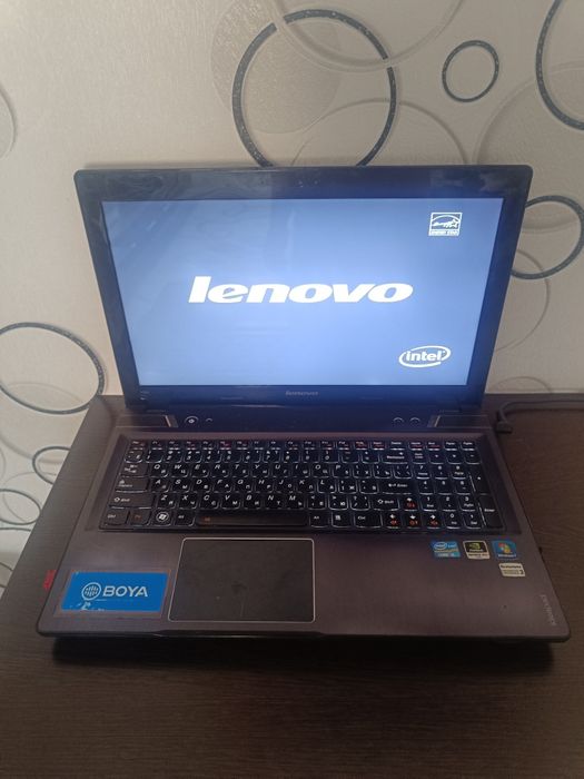 Продам либо обмен ноутбук Lenovo