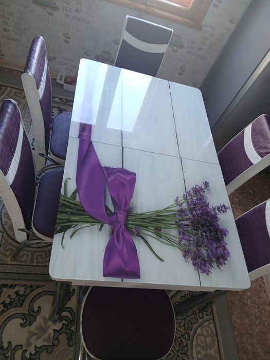 Стол и 6 стульев