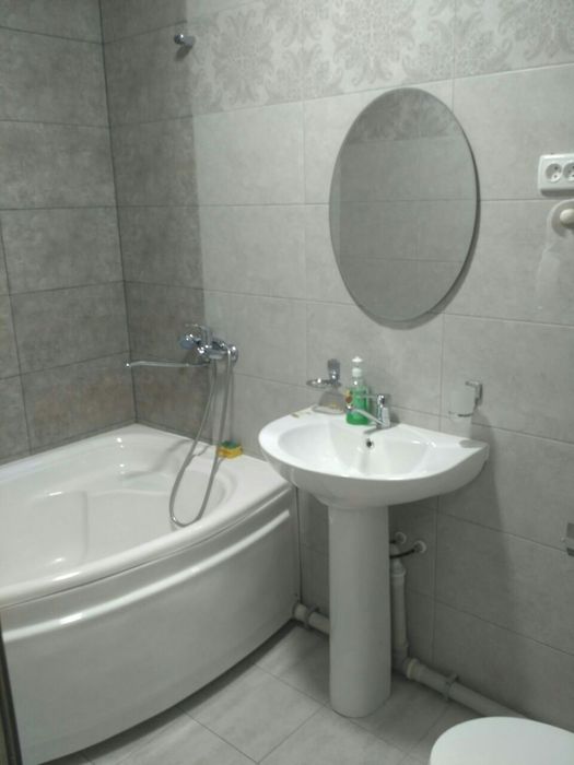 Сдаётся 1 ком квартира на 3 этаже СЕМЬЕ, ор:Шарк,Аэропорт