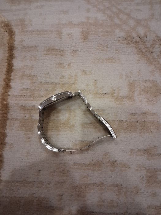 Продам  часы  LEDFORT