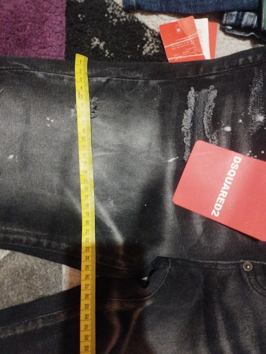 Vând blugi. calitate