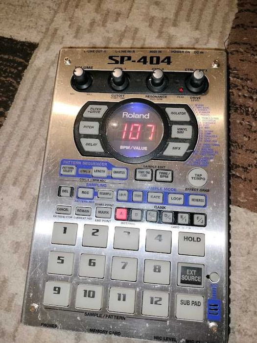 Roland SP 404,muzica,sampler DJ,