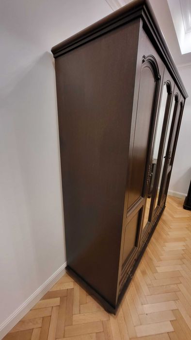 Vand dulap 4 usi Berry