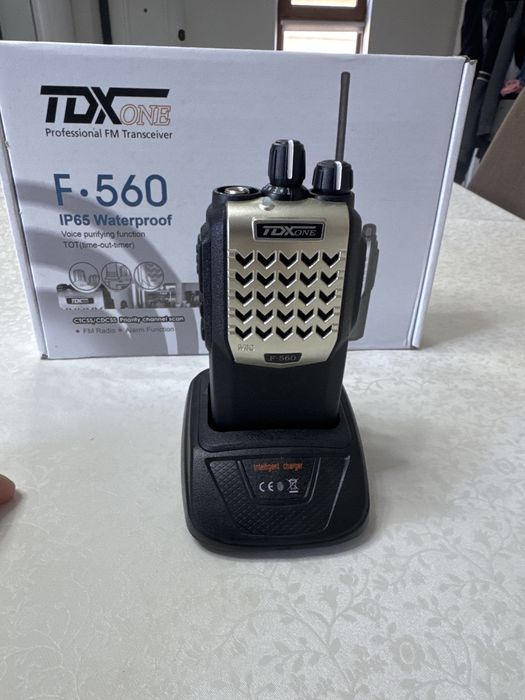 Продается рация F-560.Ростояние 10 км.