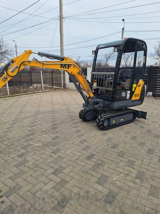 Miniexcavator  Massey  ferguson