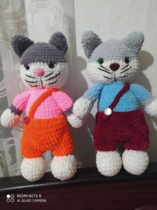 Котики из плюшевой пряжи