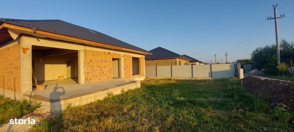 Casă cu 4 camere | Periș | 105 mp utili + terasă generoasă