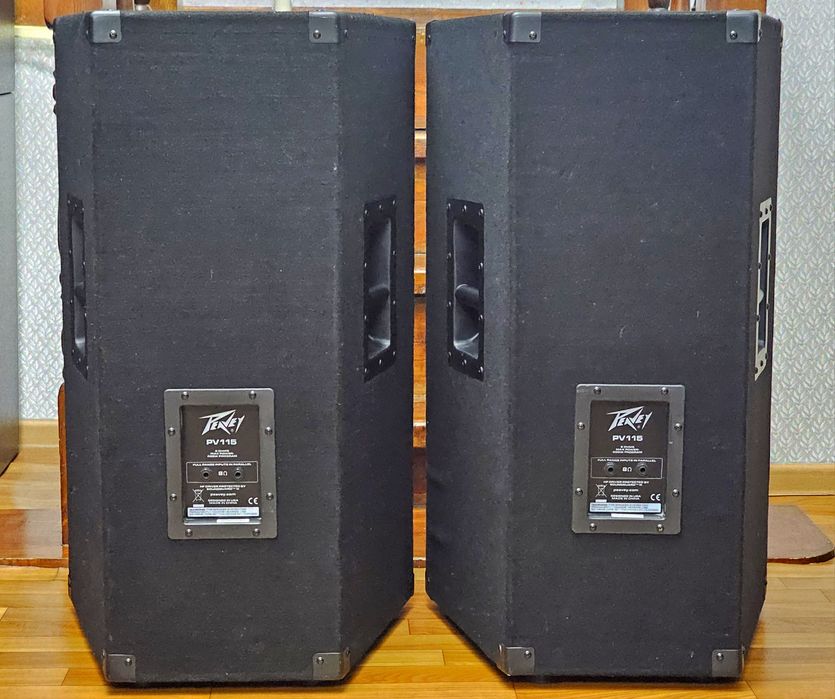 Пассивные колонки PEAVEY PV 115
