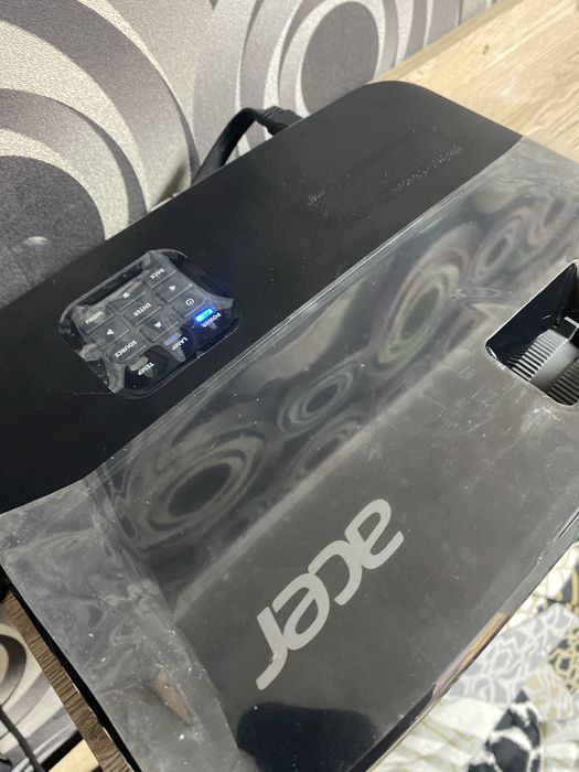 Acer проектор Full HD