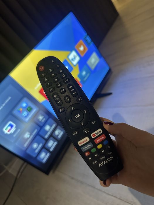 Smart телевизор AVALON 81 см