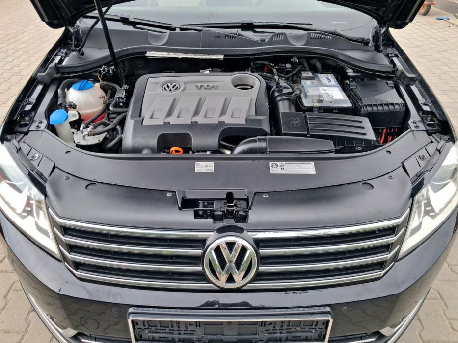 Volkswagen Passat AUTOMAT 2.0 tdi 140 cp  euro 5  panoramic navigatie piele xenon led
