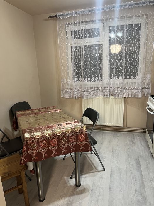 Apartament de inchiriat