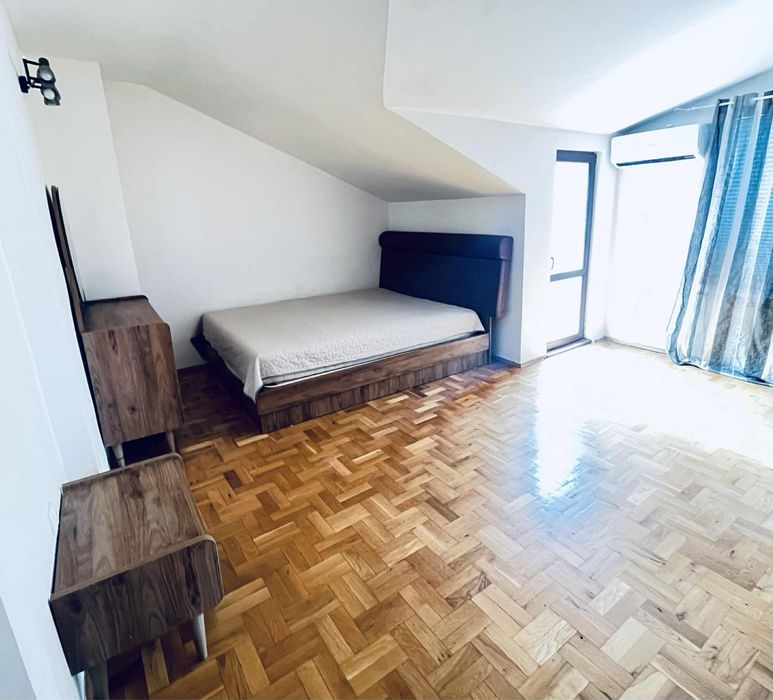 Търси съквартирант/гр. Варна,ж-к Чаталджа/350лв-179€