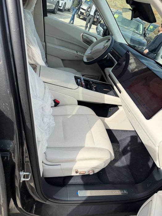 Lynk & Co-900-1.5T-Ultra. Srochna sotiladi kotta kalichistvada bor.