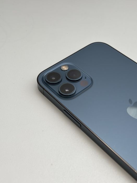 Iphone 12 pro bleumarin