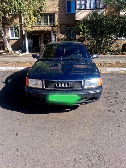 Продам ауди100 с4