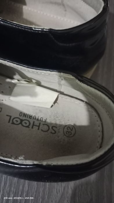 Продам детские туфли