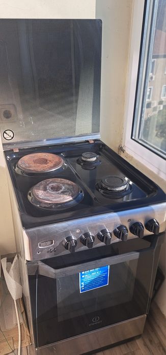 Готварска печка с 2 газови котлона