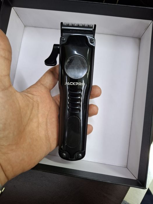 Jackpro mashinka sotiladi